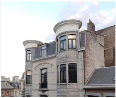 Charmant Duplex A 200M De La Cathedrale Apartment Liege Luaran gambar