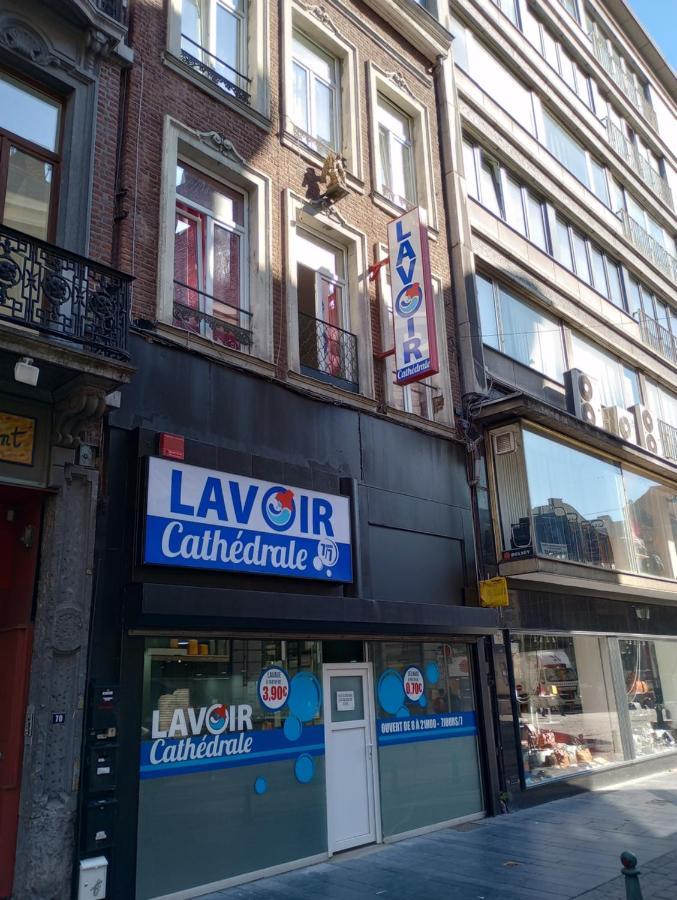 Charmant Duplex A 200M De La Cathedrale Apartment Liege Luaran gambar