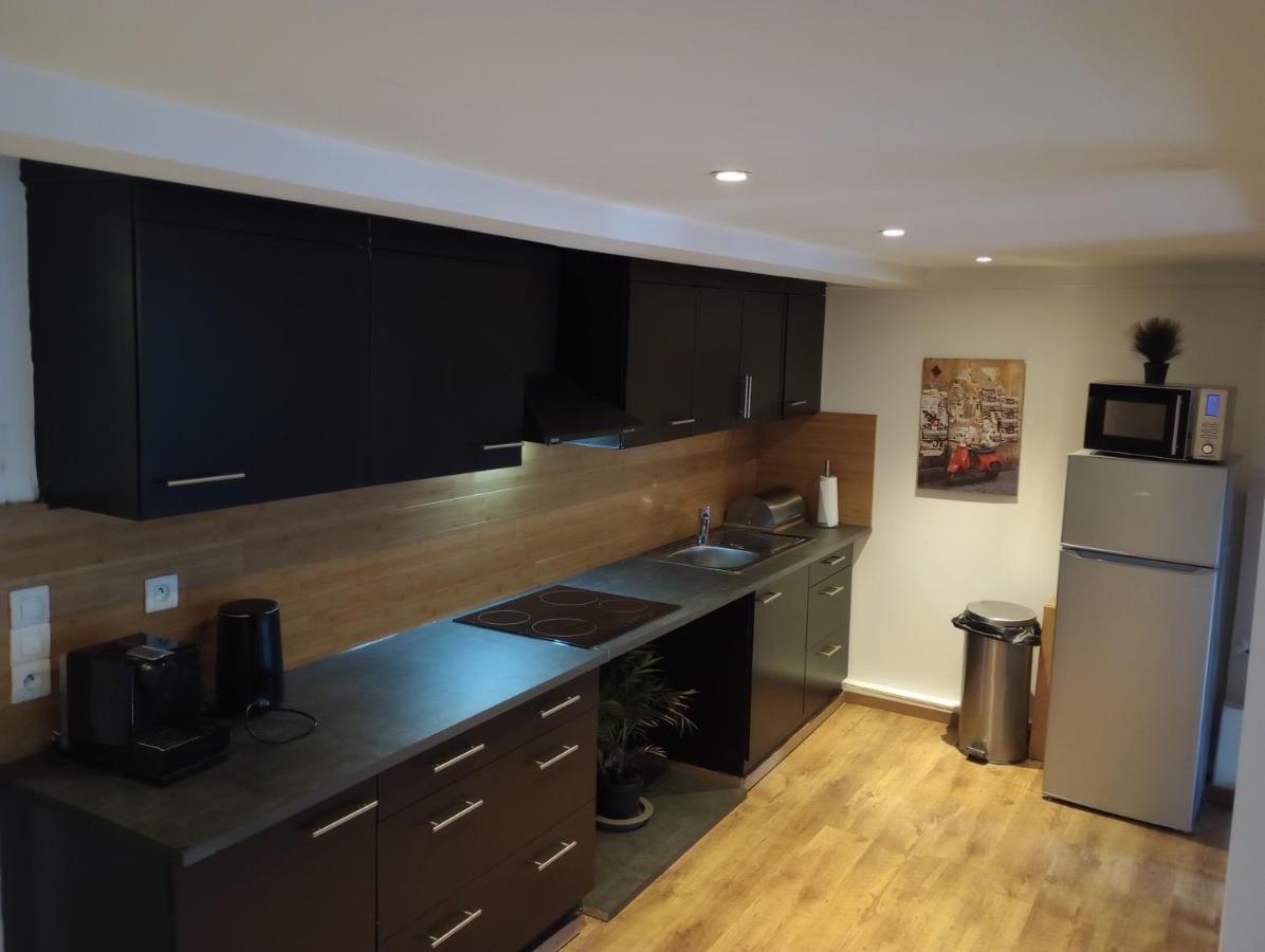 Charmant Duplex A 200M De La Cathedrale Apartment Liege Luaran gambar