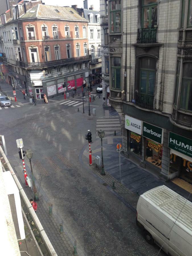 Charmant Duplex A 200M De La Cathedrale Apartment Liege Luaran gambar